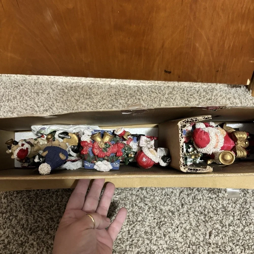 VTG Resin Christmas Train Set Santa Toys Children Presents Original Box